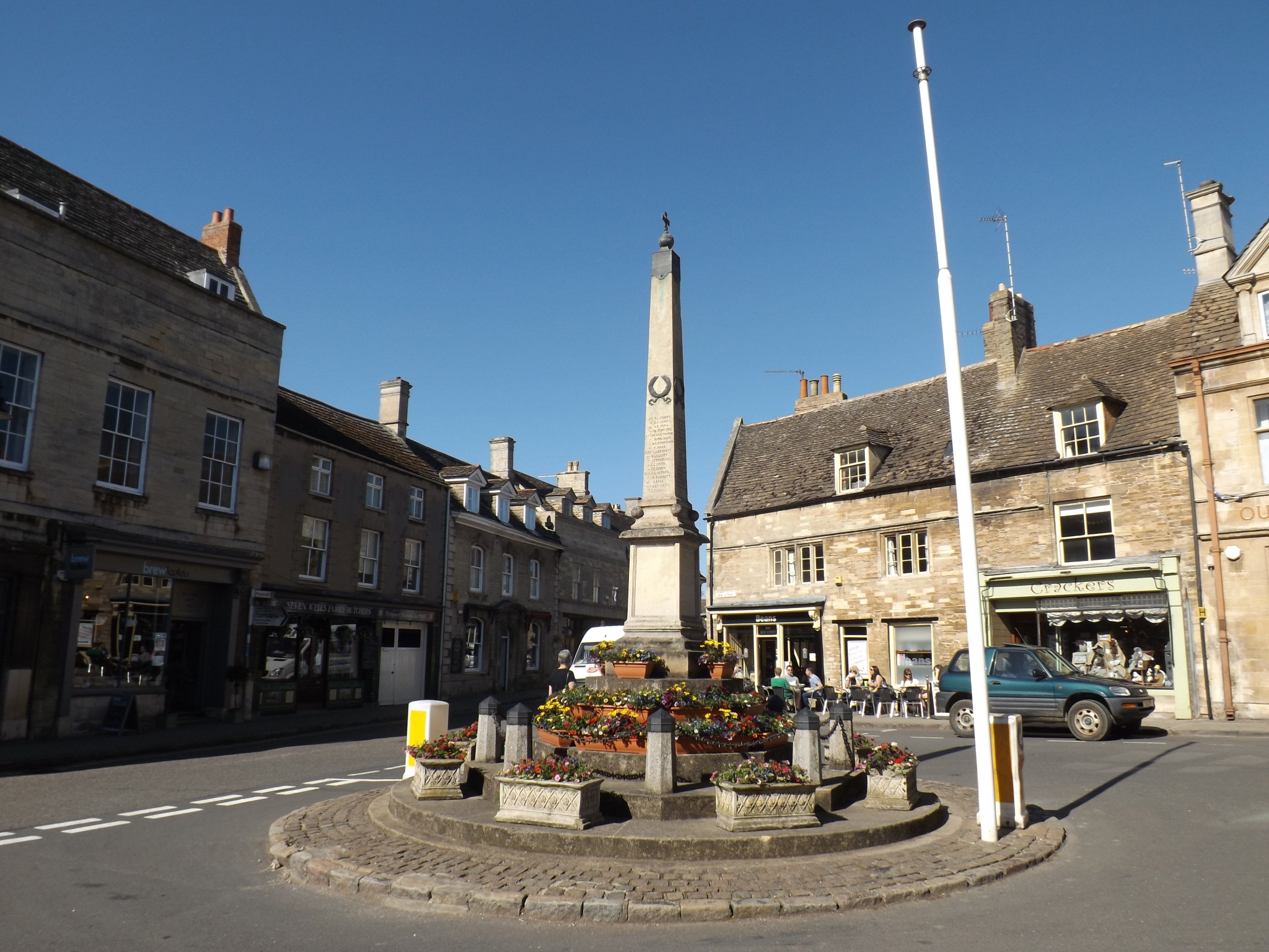 Oundle & Ashton War Memorial. War Memorials Online